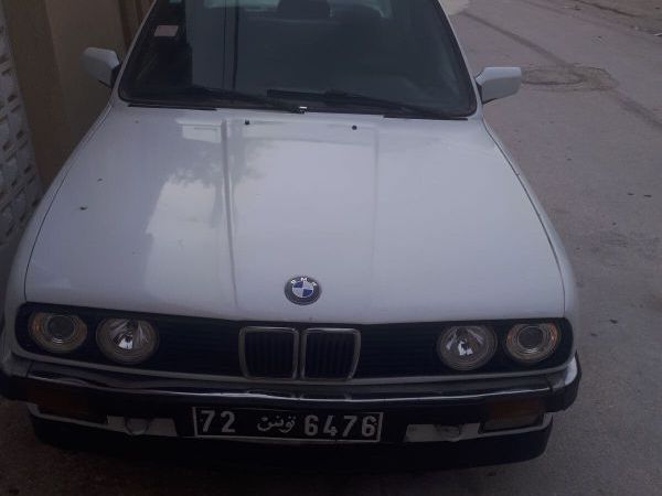 BMW Série 3 324