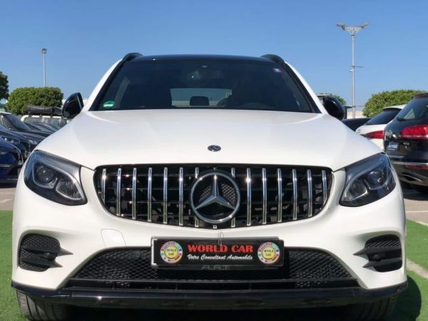 Mercedes-Benz GLC 220D 4MATIC AMG