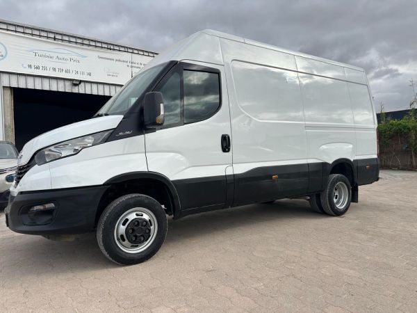 Iveco Daily Fourgon 