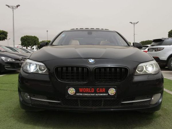 BMW Série 5 F10 520D