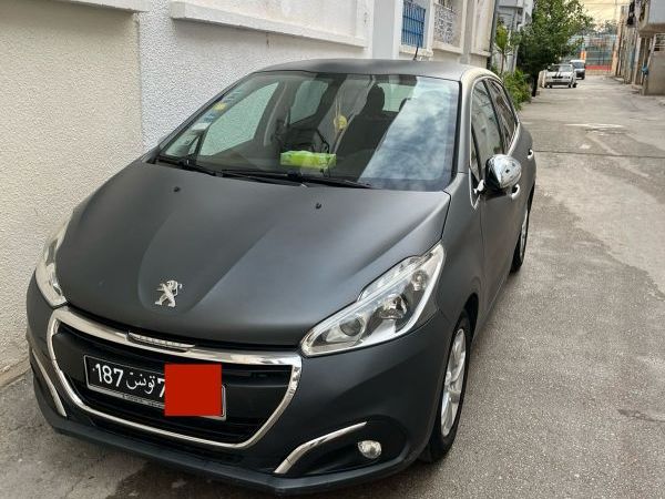 Peugeot 208 active