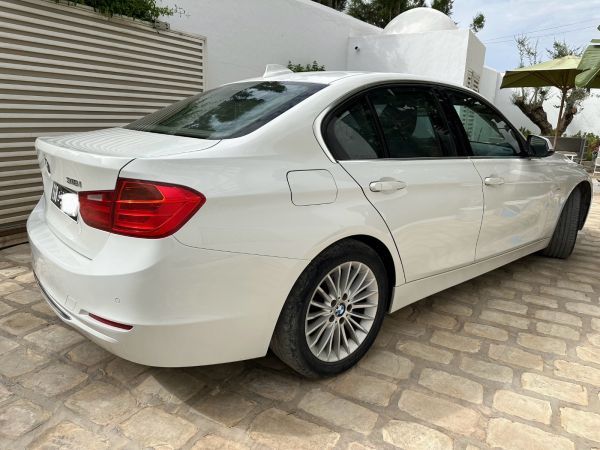 BMW Série 3 LUXURY
