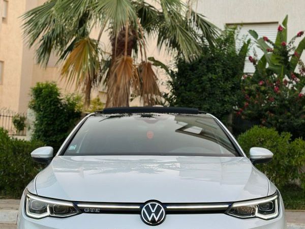 Volkswagen Golf 8 GTE