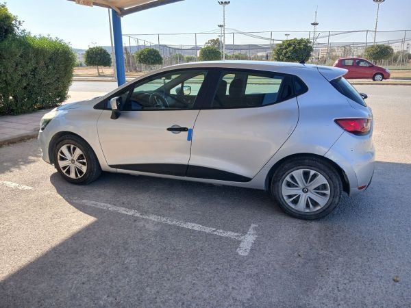 Renault Clio 4 première main