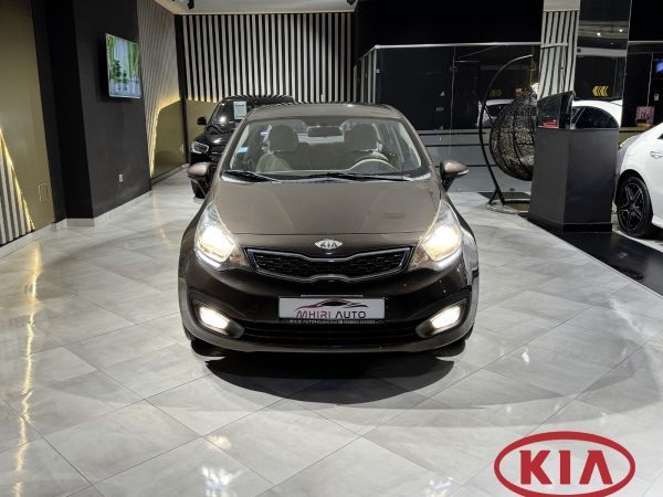 KIA Rio 5p 1 ère main