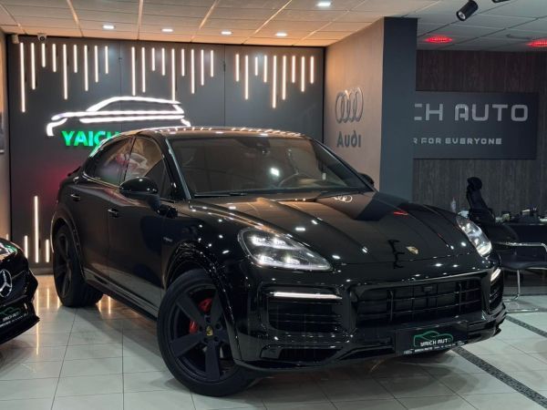 Porsche Cayenne Coupé GTS