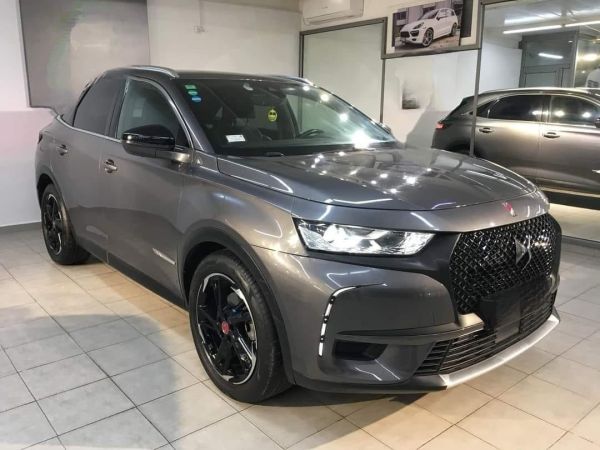 DS 7 Crossback Performance Line