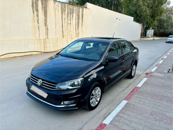 Volkswagen Polo Sedan Highline