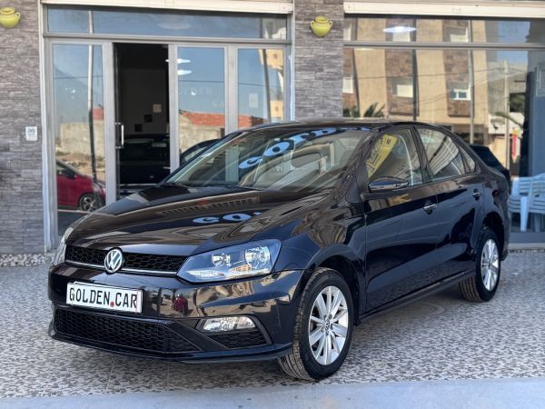 Volkswagen Polo Sedan Highline