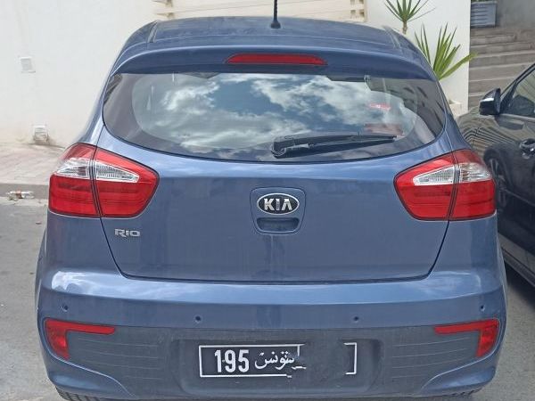 KIA Rio 5p 