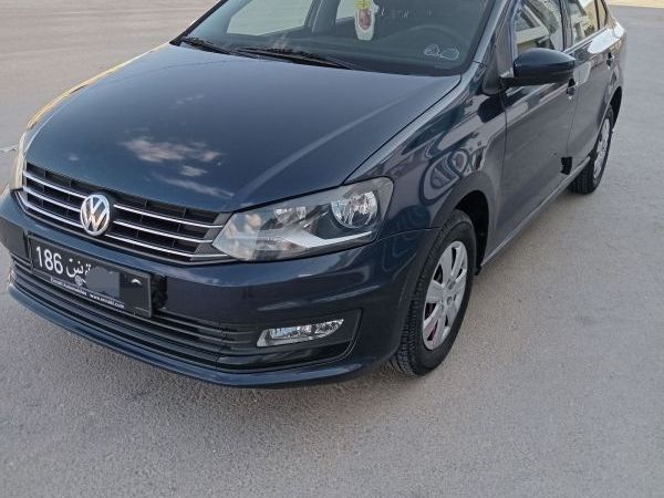 Volkswagen Polo Sedan 1.4