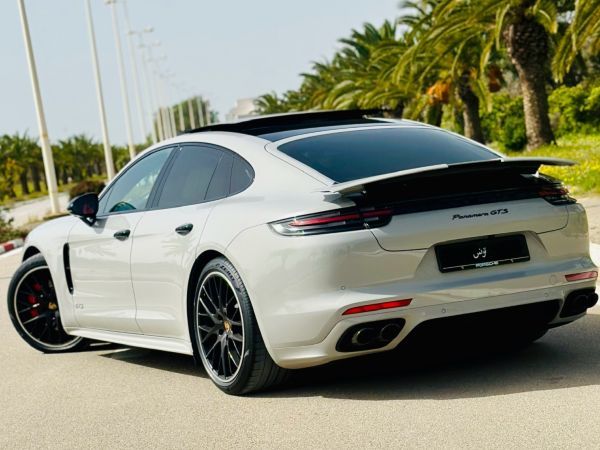 Porsche Panamera GTS 4.0 V8 Bi-Turbos