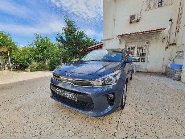 KIA Rio 5p 