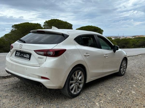 Mazda 3 Hach Back