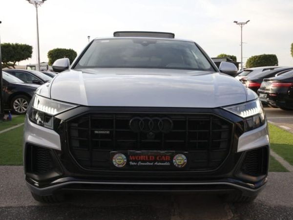 Audi Q8 