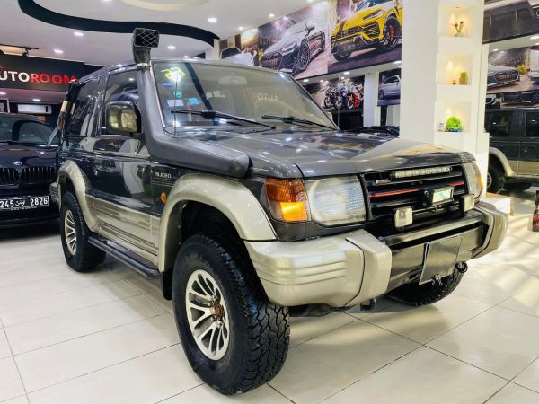 Mitsubishi Pajero 