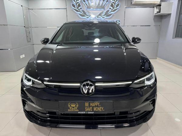 Volkswagen Golf 8 etsi 1.5