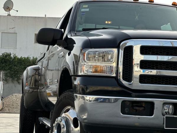 Ford F 350 Lariat