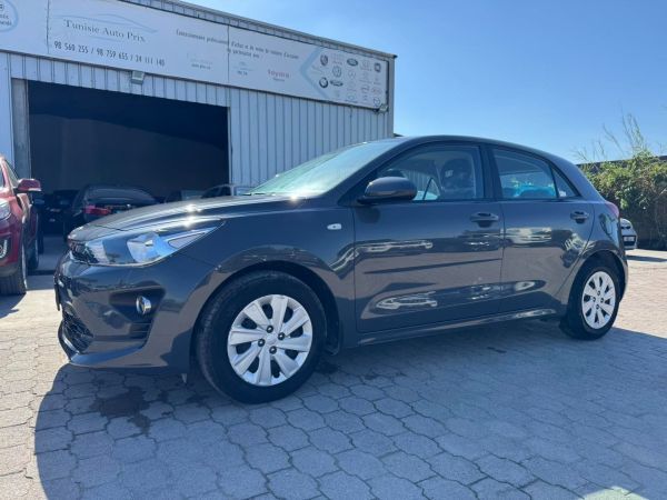 KIA Rio 5p 