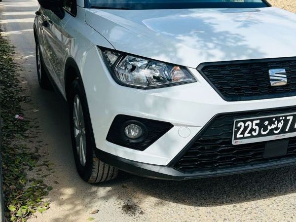 Seat Arona 22 974 100