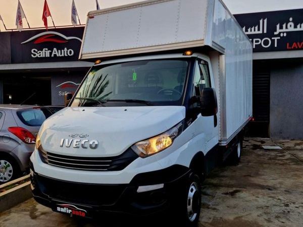 Iveco Daily Double Cabine 35c15 premier main