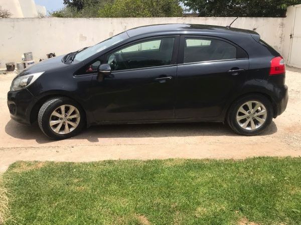 KIA Rio 5p Standard