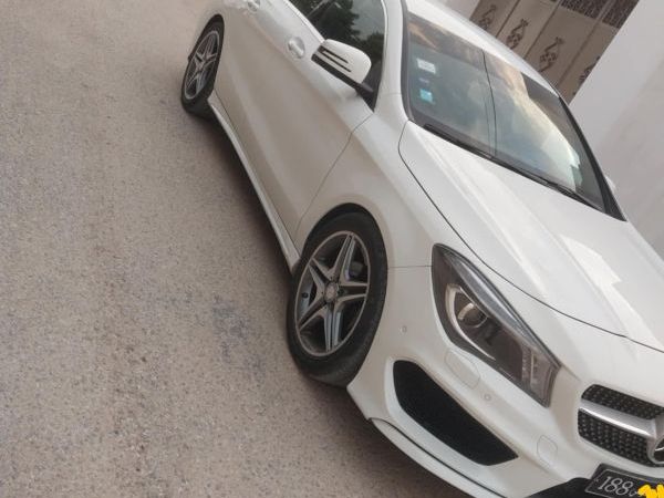 Mercedes-Benz CLA Berline