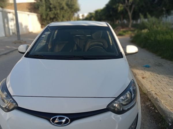 Hyundai i20 