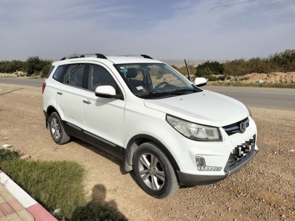 BAIC YX Kenbo S3 