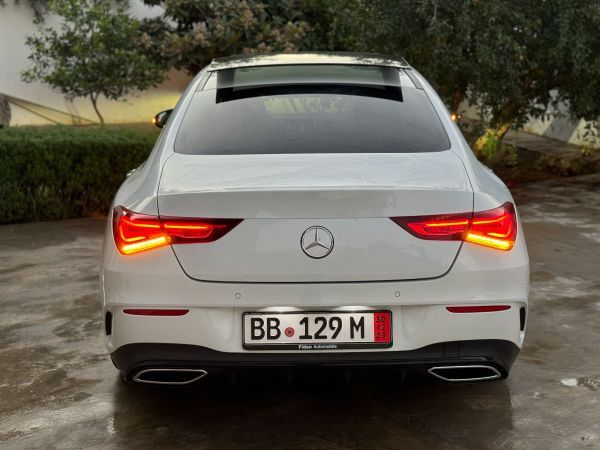 Mercedes-Benz CLA 