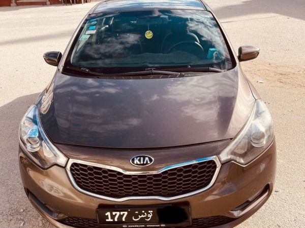 KIA Cerato 5p 