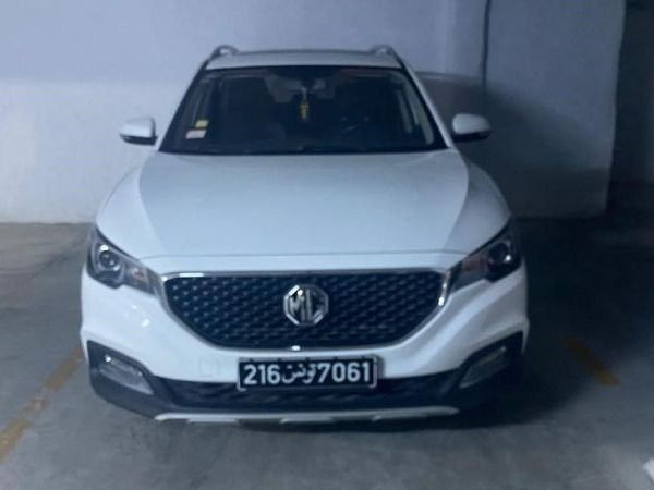 MG ZS 