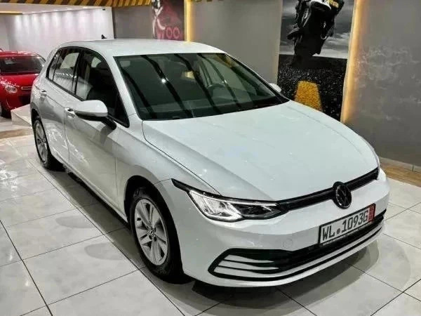 Volkswagen Golf 8 