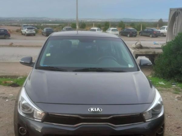 KIA Rio 5p 