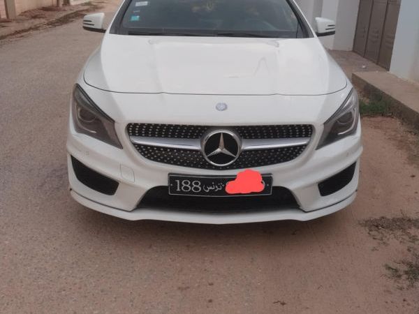 Mercedes-Benz CLA 