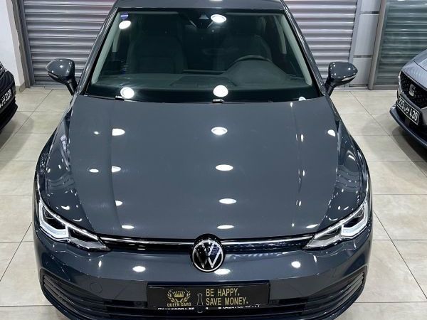 Volkswagen Golf 8 