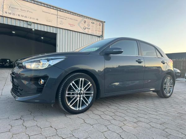 KIA Rio 5p 