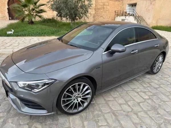 MERCEDES CLA AMG