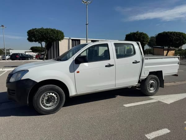 Isuzu D-Max Double Cabine 