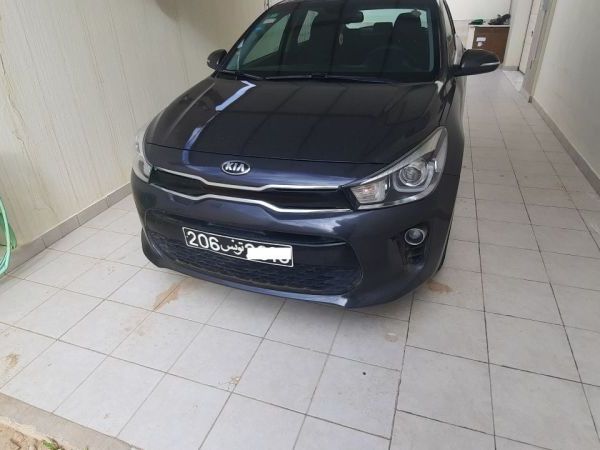 KIA Rio 5p 