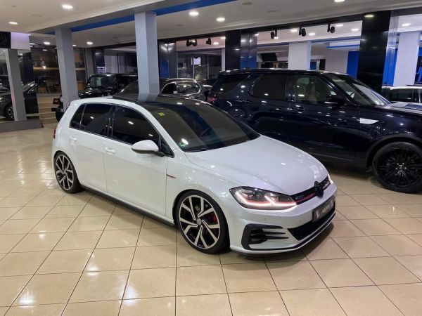 Volkswagen Golf 7 