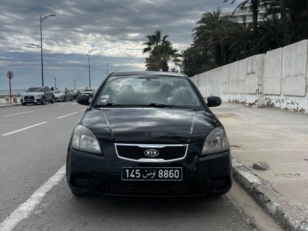 KIA Rio 5p 