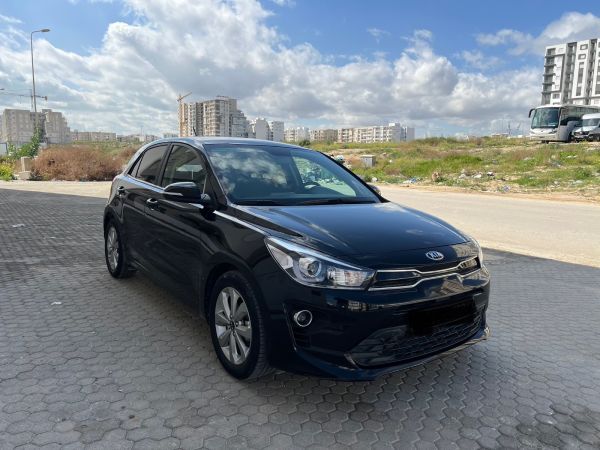 KIA Rio 5p 