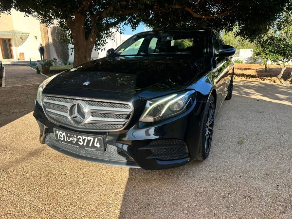 Mercedes-Benz Classe E 220d Kit AMG