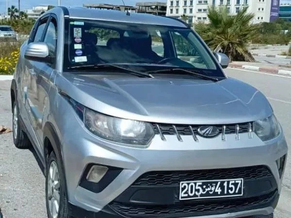 Mahindra KUV 100 