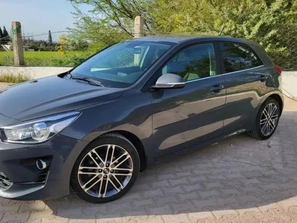 KIA Rio 5p 