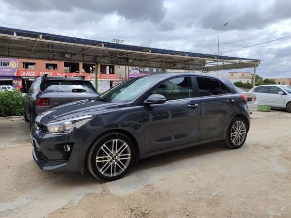 KIA Rio 5p