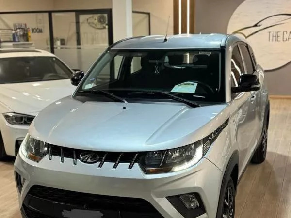 Mahindra KUV 100 