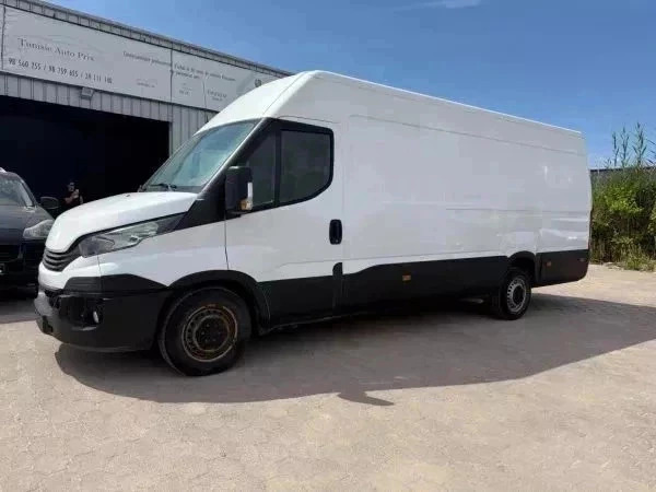 Iveco Daily Fourgon 35-150