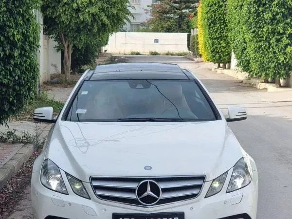 Mercedes-Benz Classe E coupé 
